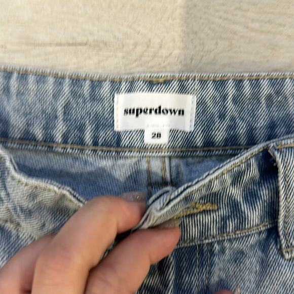 Superdown Dylan Distressed Light Blue Denim Jeans - Trendy & Chic! - Picture 11 of 12